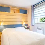 Feriehus à 300m De La La Pege