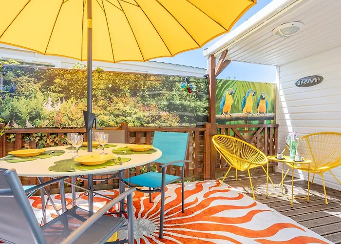 A 300m De La La Pege 펜션 생 힐레르 드 리에