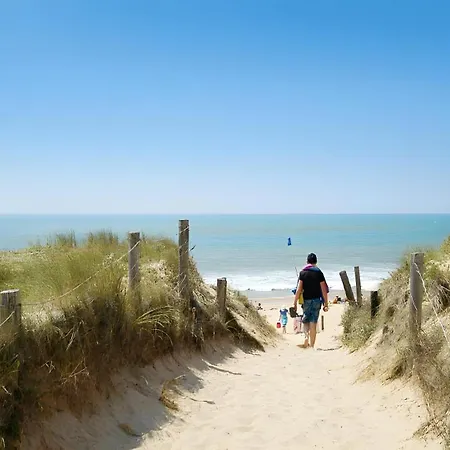 A 300m De La La Pege Saint-Hilaire-de-Riez