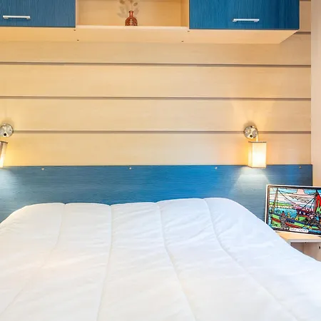 Prázdninový dům A 300m De La La Pege