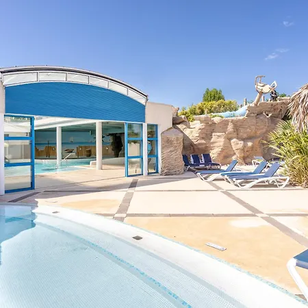 A 300m De La La Pege Holiday home